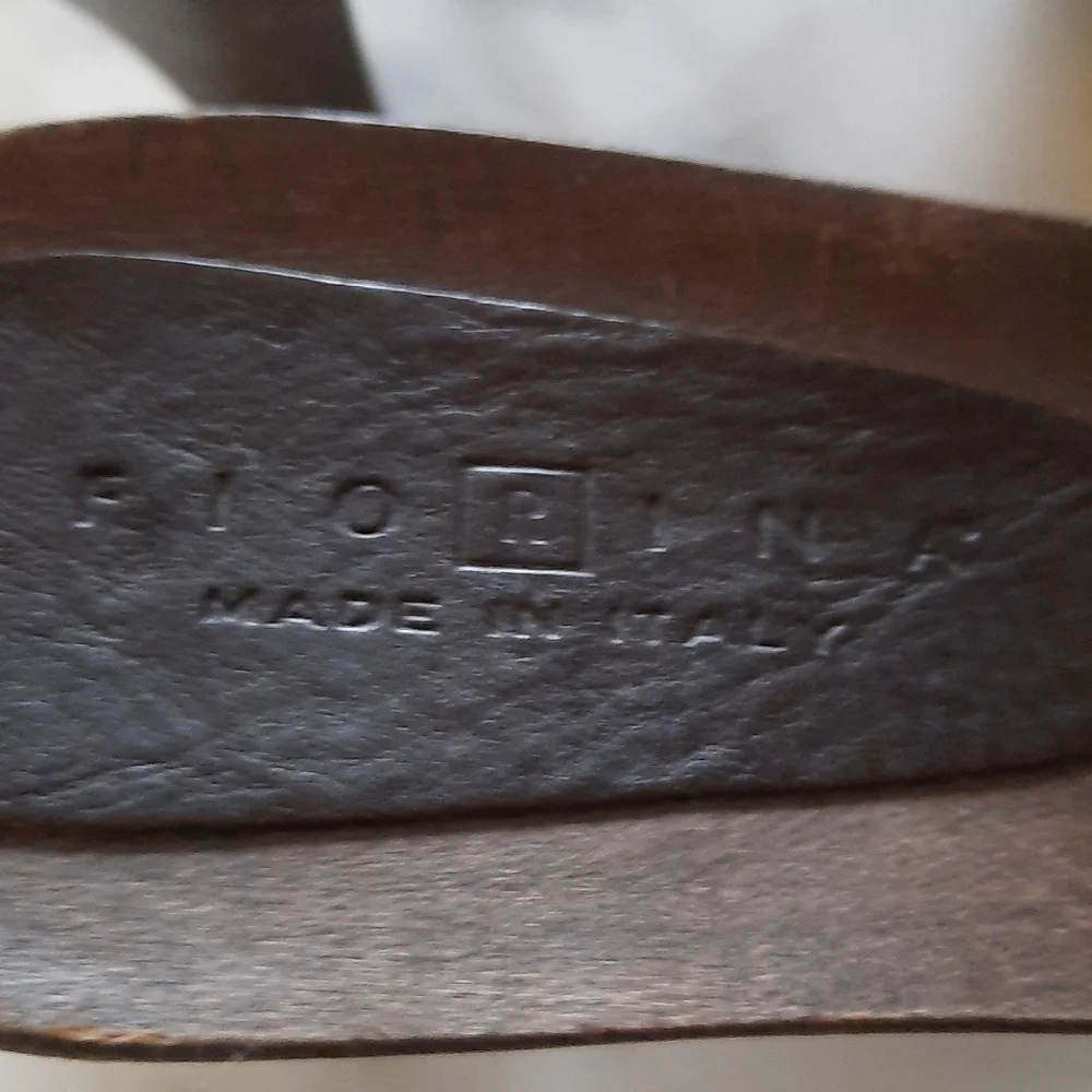 Sandals - Picture 4 of 4